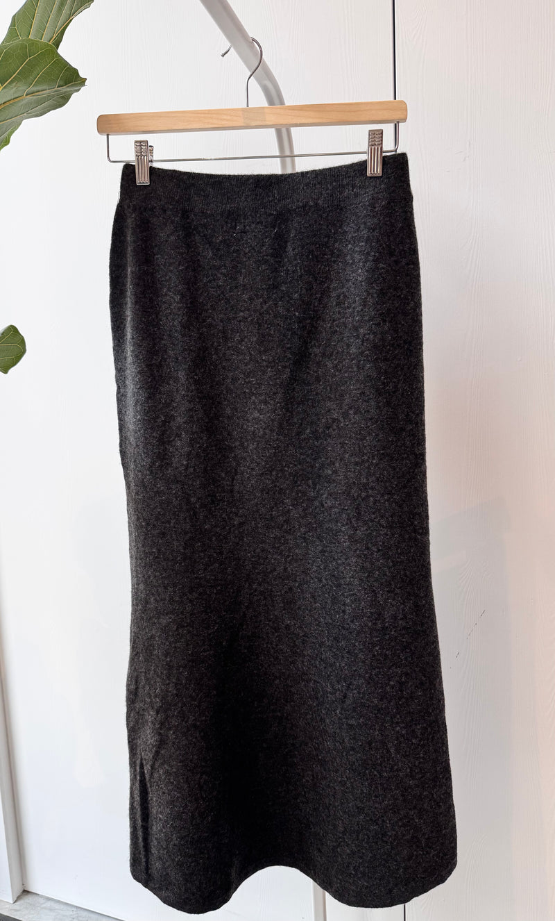 Flared skirt Antraciet