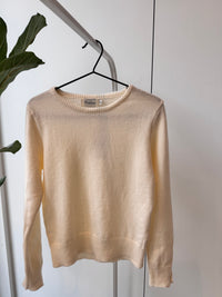 Sweater Ecru golden buttons