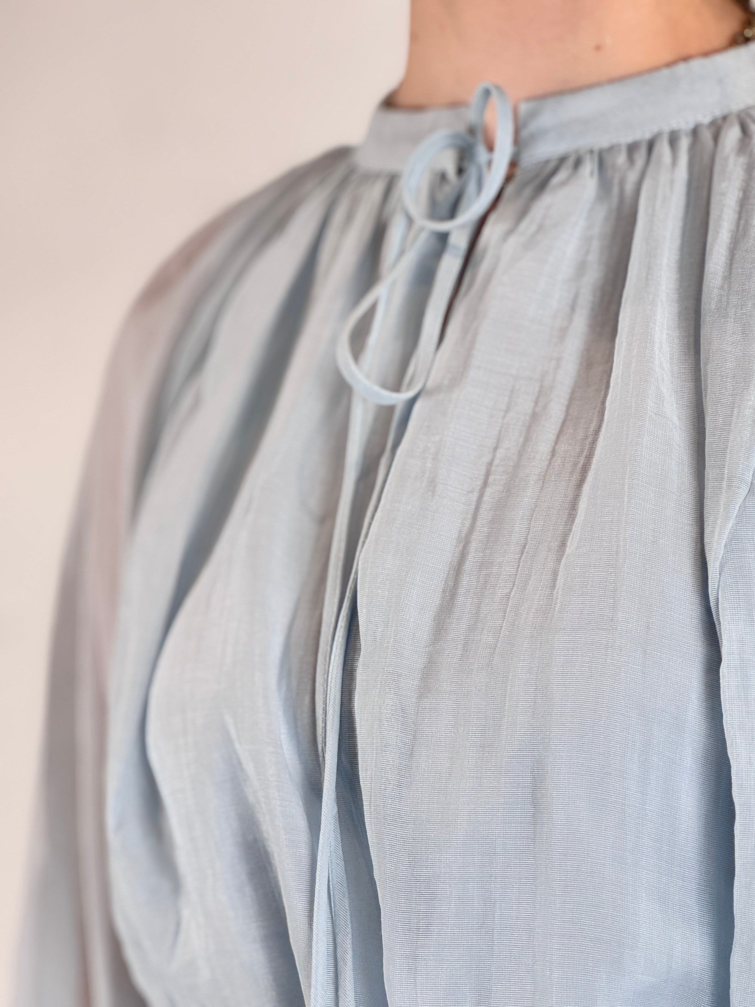 Dress Amira lichtblauw