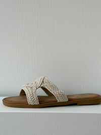 Gevlochten slipper beige