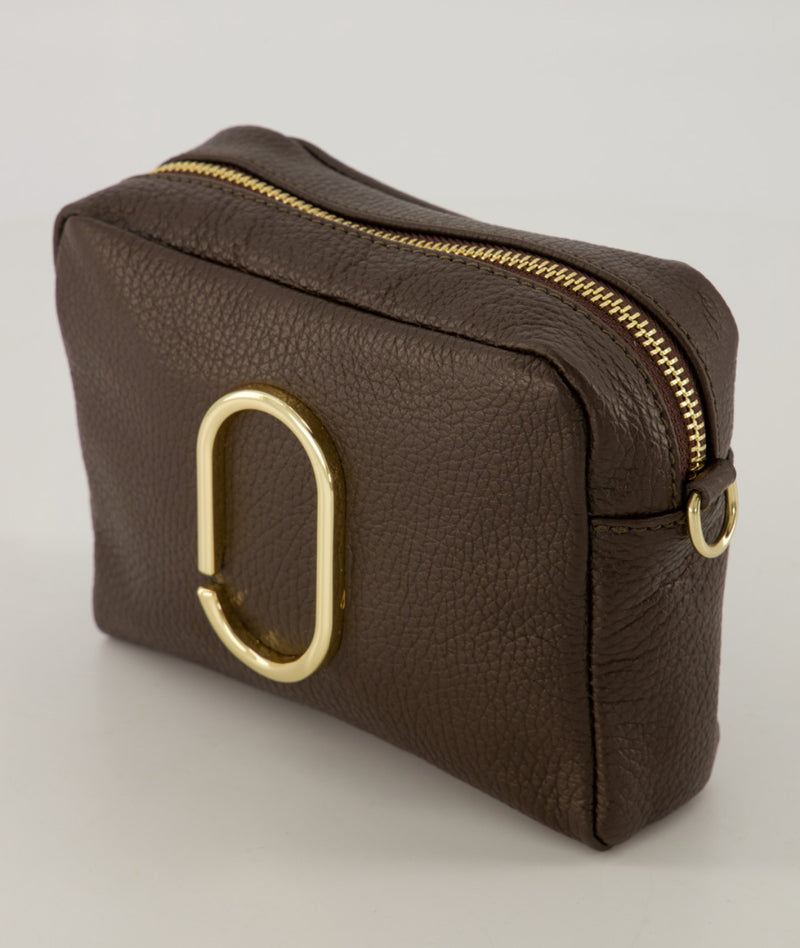 Tas Jacine Brown