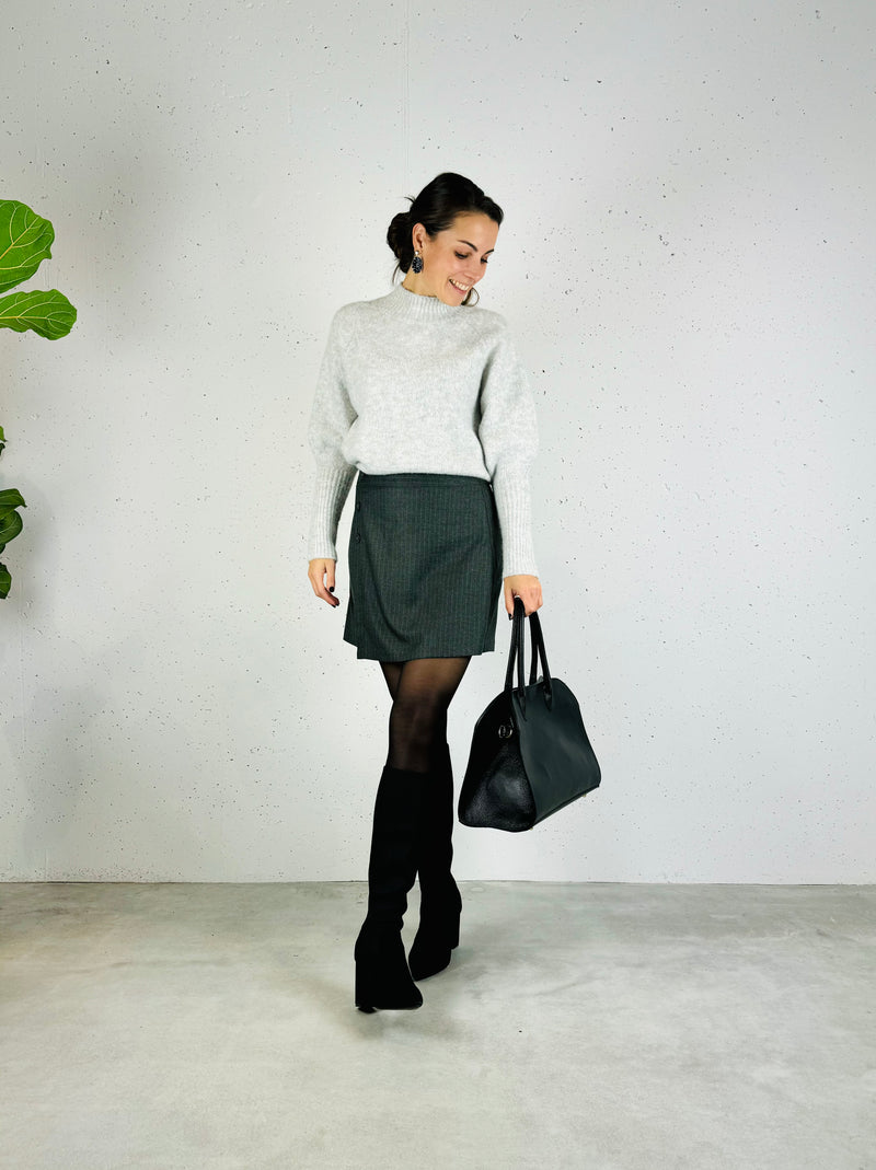Skirt striped grey