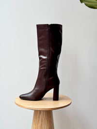 Chic high heel Brown