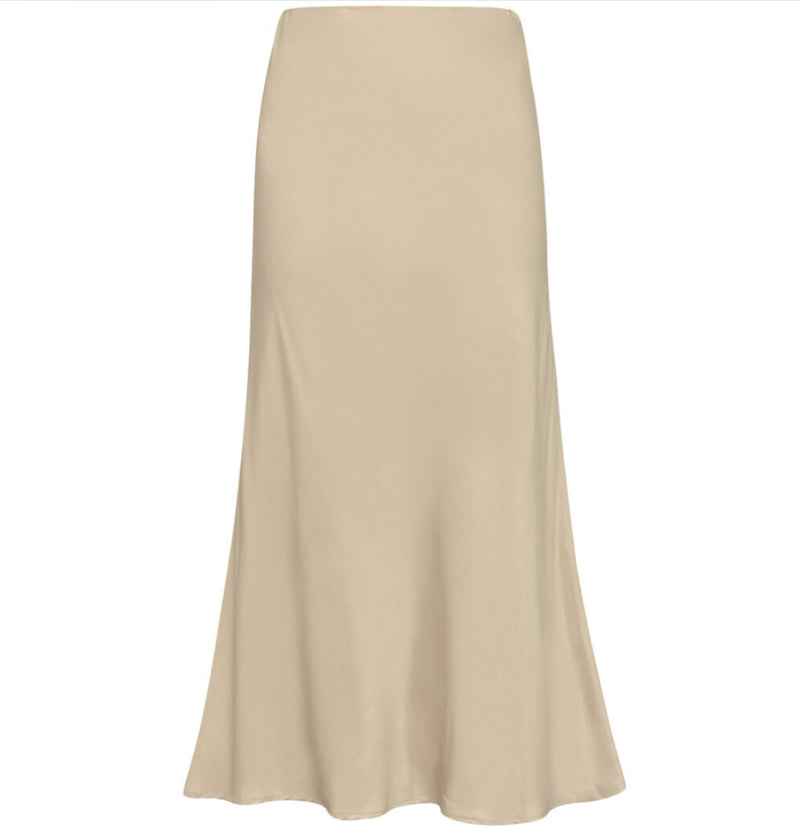 Carry satin skirt sand